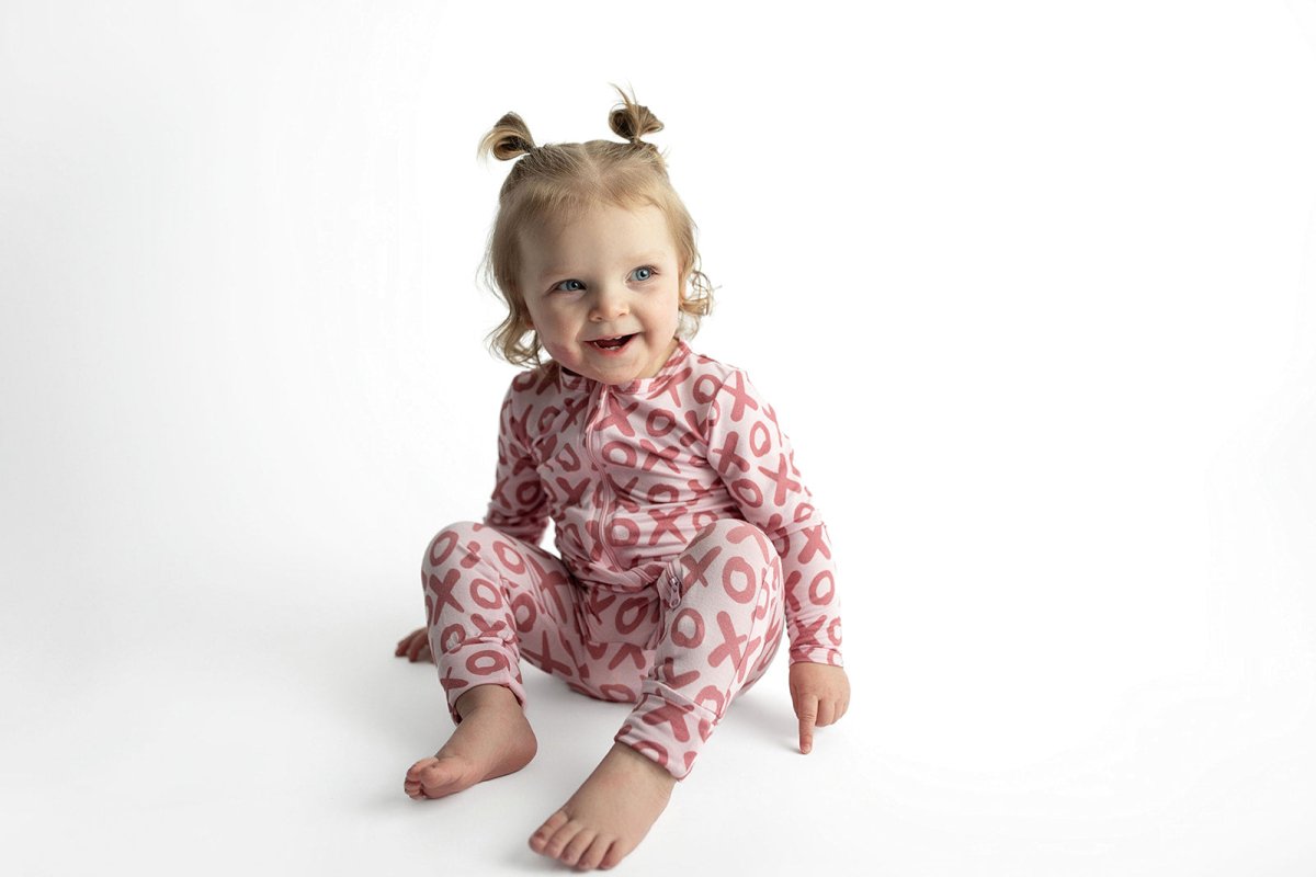 Three Little Tots Valentine's Day XOXO Bamboo Newborn Zipper Pajamas Sleepers - 