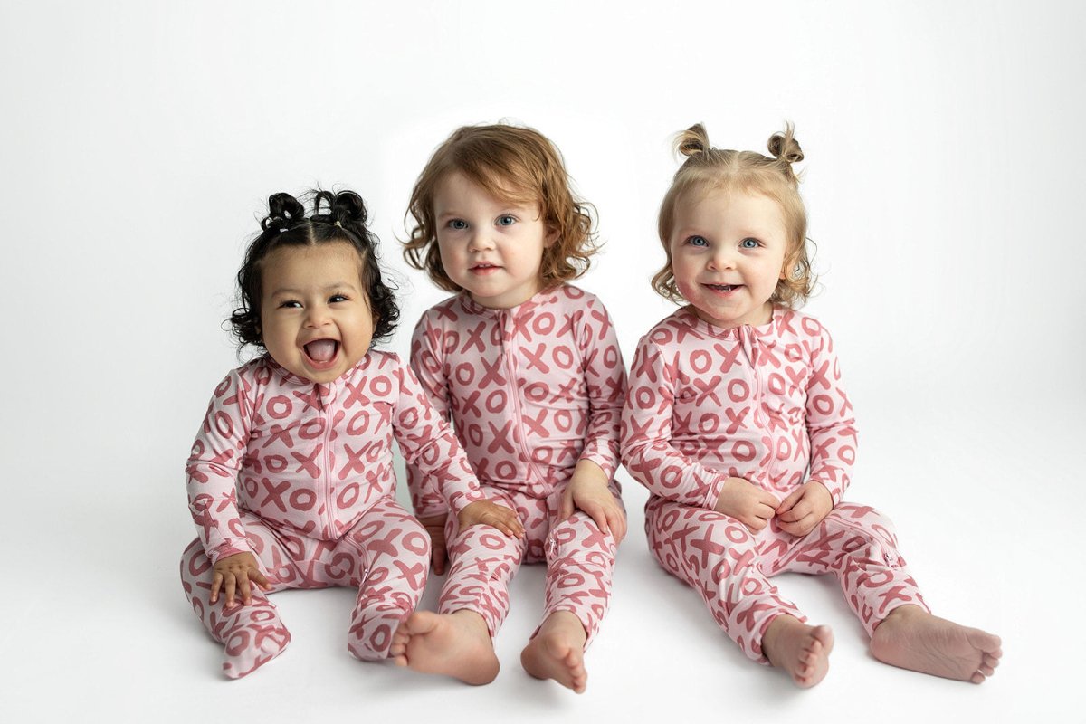 Three Little Tots Valentine's Day XOXO Bamboo Newborn Zipper Pajamas Sleepers - 