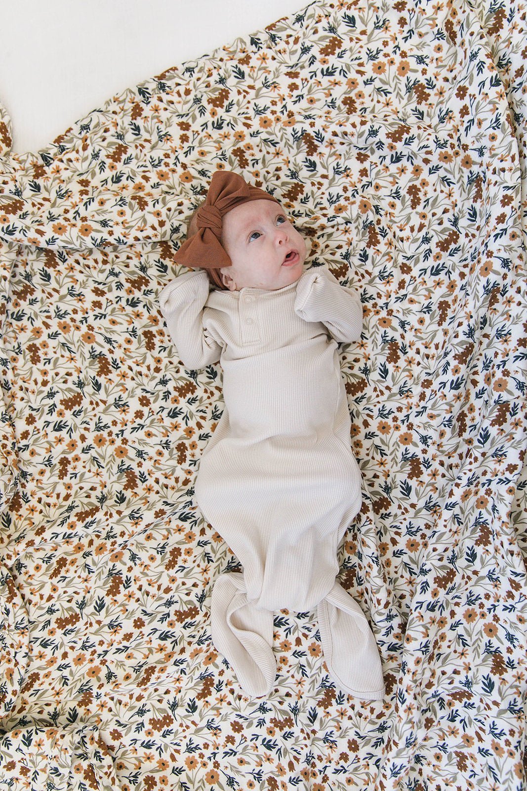 Mebie Baby Vanilla Organic Cotton Ribbed Knot Gown for Newborns 0 to 3 Months - 
