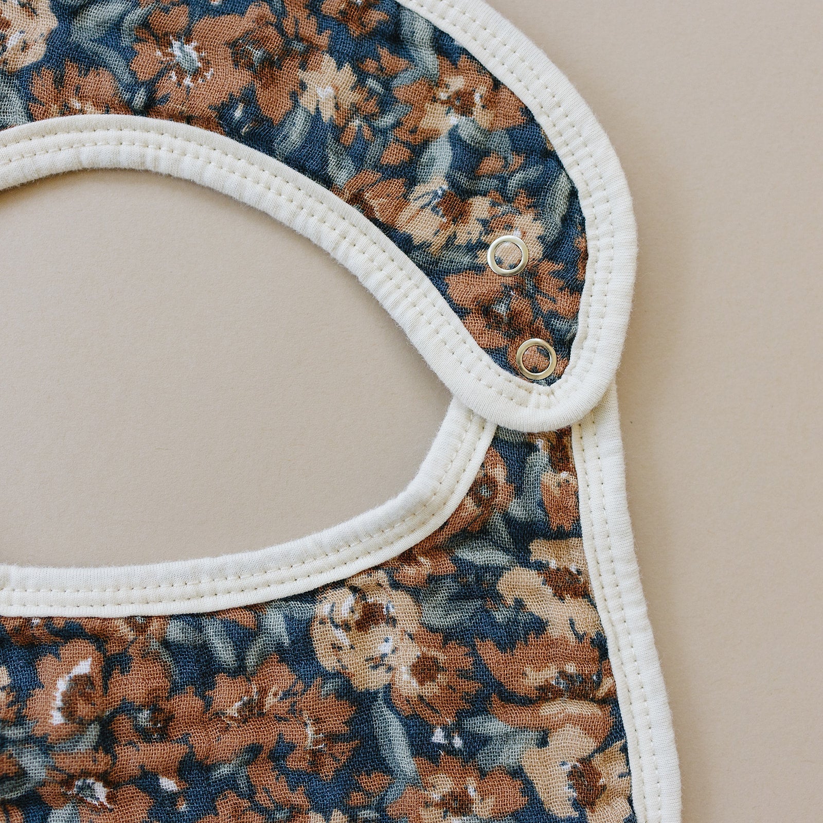 Mebie Baby Venetian Floral Classic Muslin Bib - 