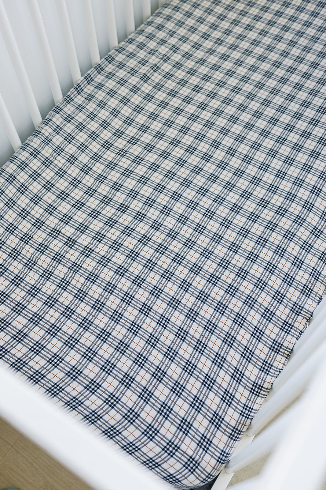 Mebie Baby Vintage Plaid Muslin Crib Sheet - 