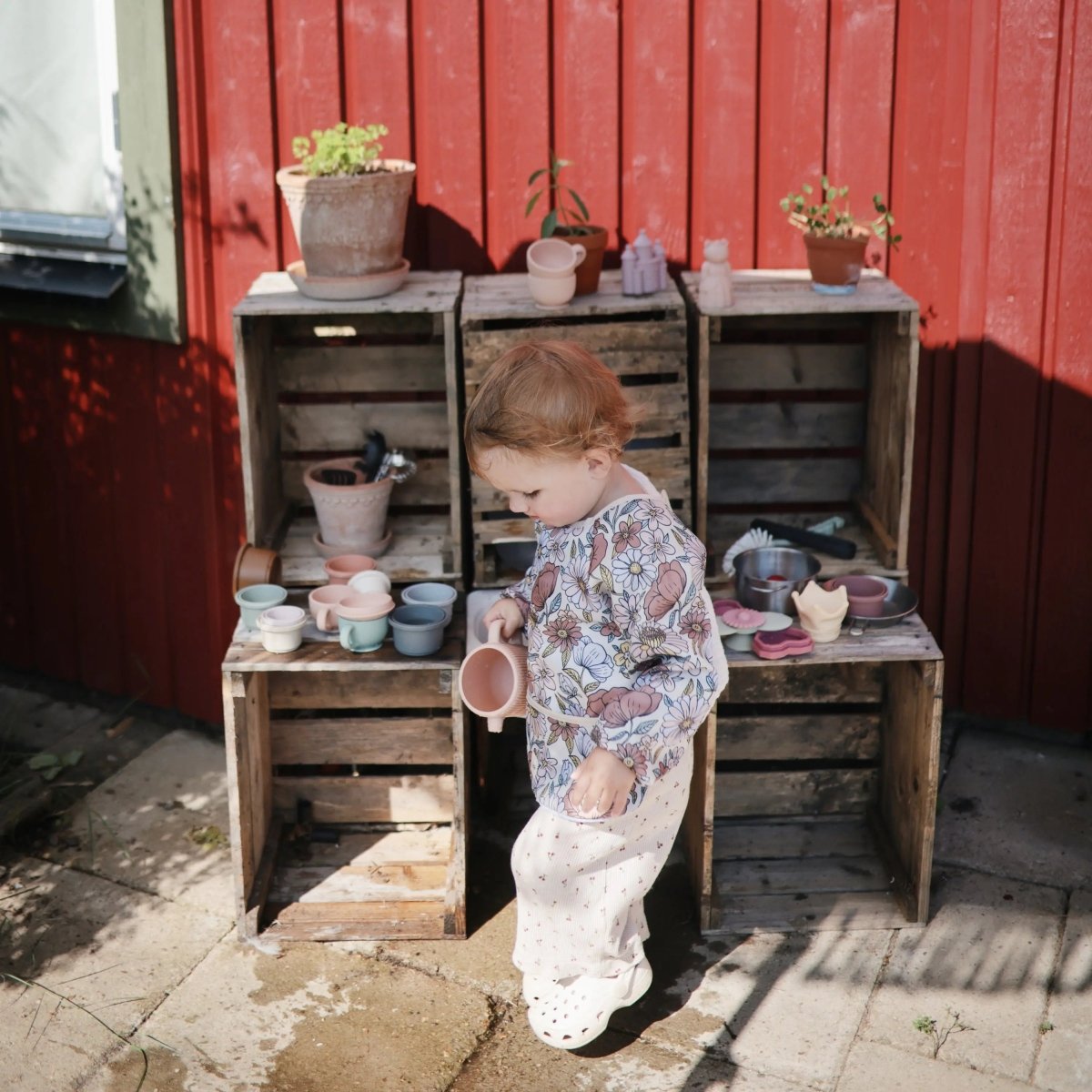 Mushie Water Resistant Long Sleeve Bib for Kids with Wide Pocket and Velcro Closure - Everetts Place Boutique - 