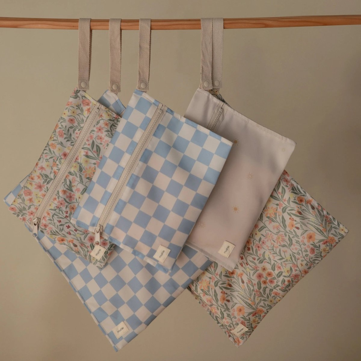 Mushie Water Resistant Wet Bag for Swimsuits and Dirty Clothes with Zipper Closure and Machine Washable Material -