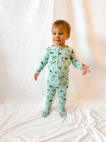 Dragonfly Dreams Bamboo We Flock Together Convertible Zip - Up