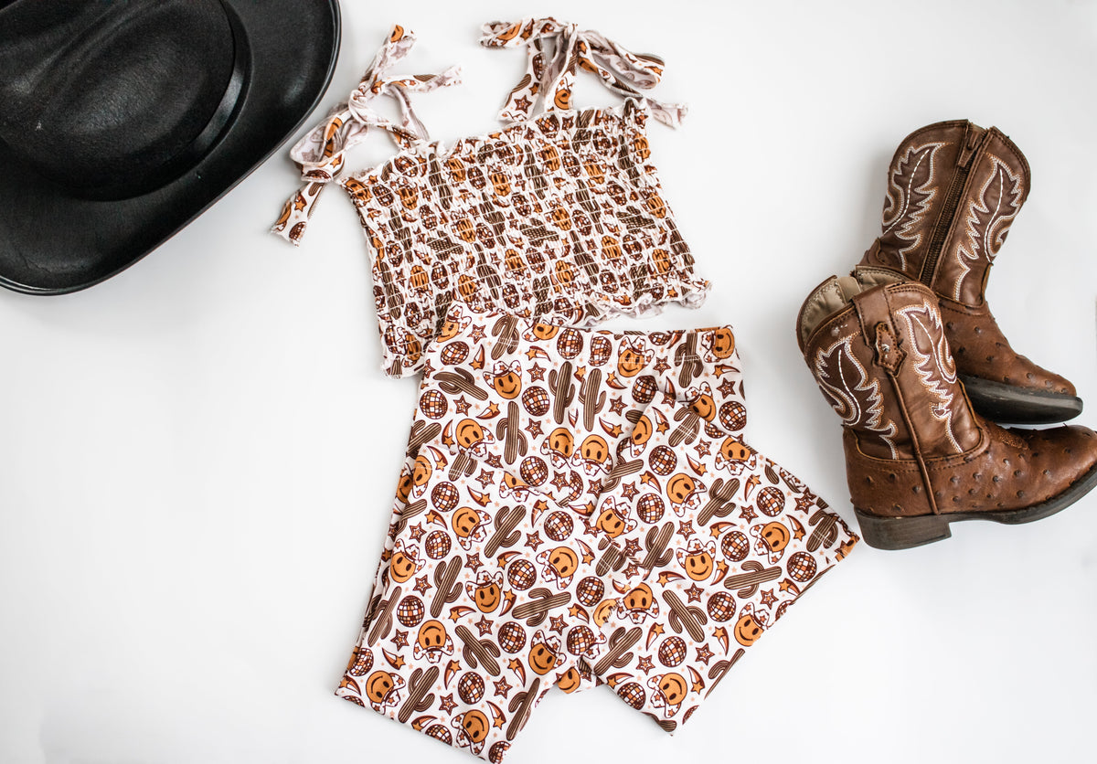 DREAM BIG LITTLE CO WESTERN DREAMZZZ DREAM SMOCKED FLARE SETEveretts Place