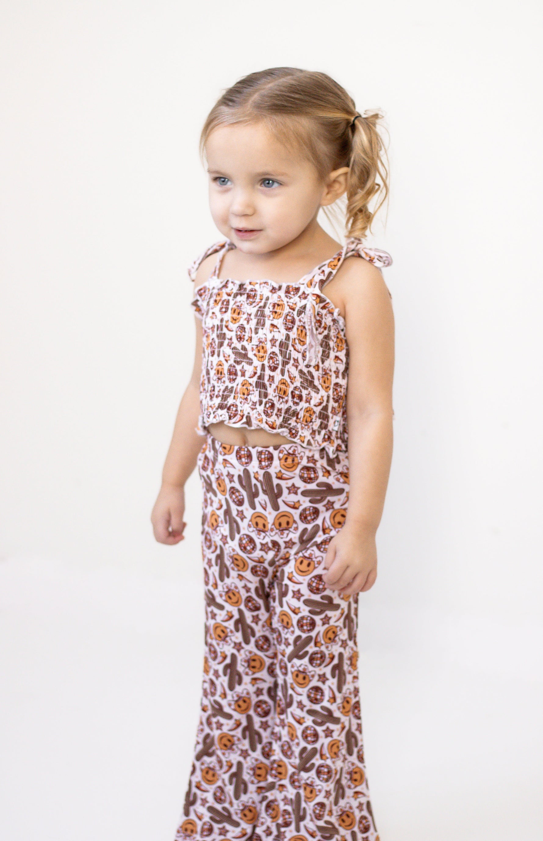 DREAM BIG LITTLE CO WESTERN DREAMZZZ DREAM SMOCKED FLARE SETEveretts Place