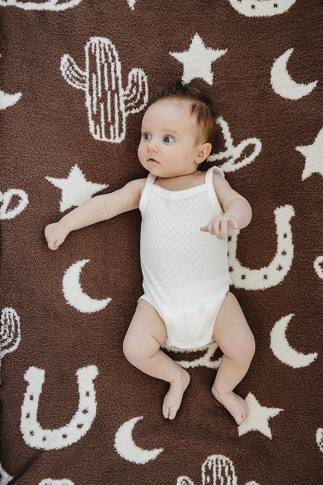 Mebie Baby Western Plush BlanketEveretts Place