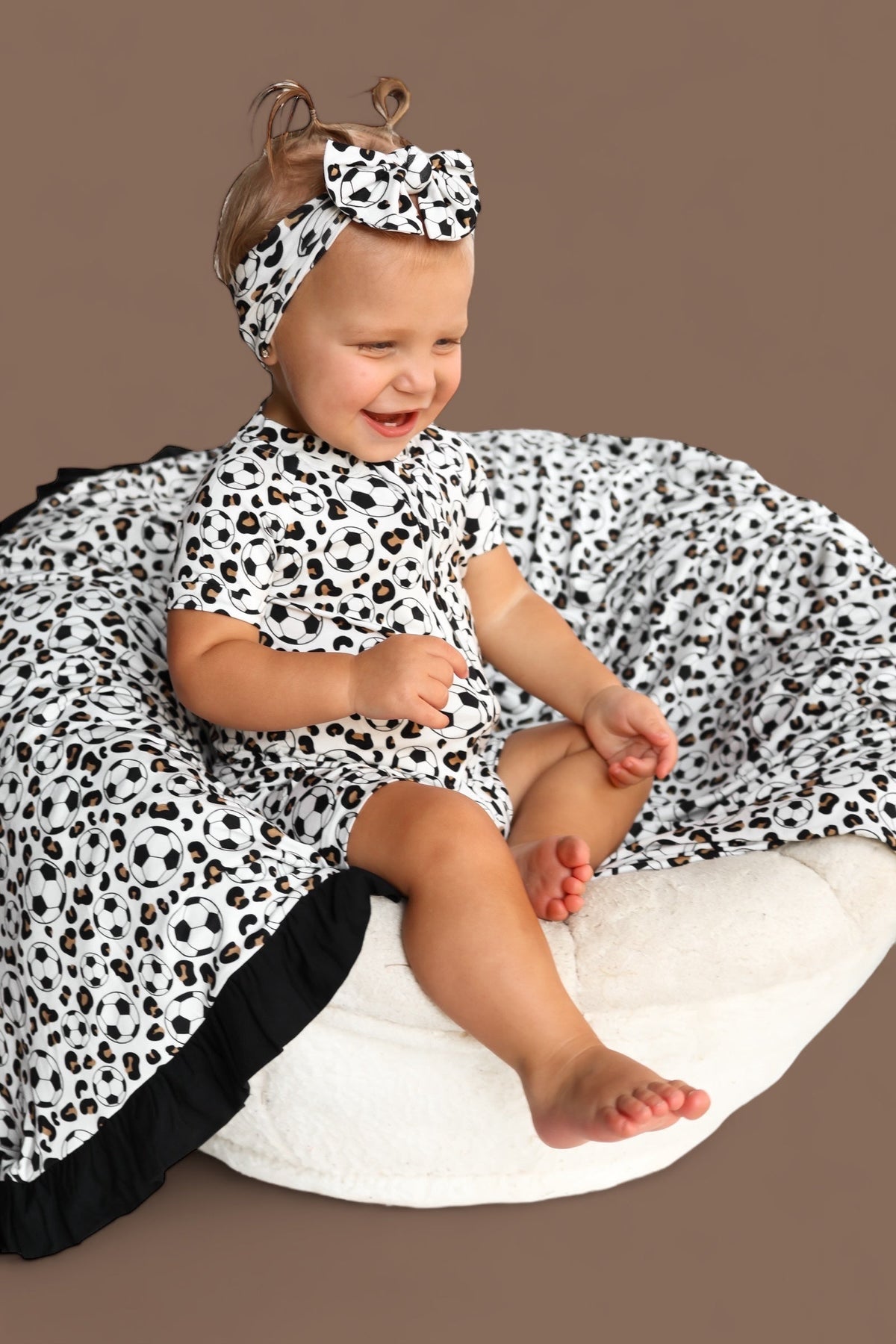 DREAM BIG LITTLE CO WILD GOALS DREAM SHORTIEEveretts Place