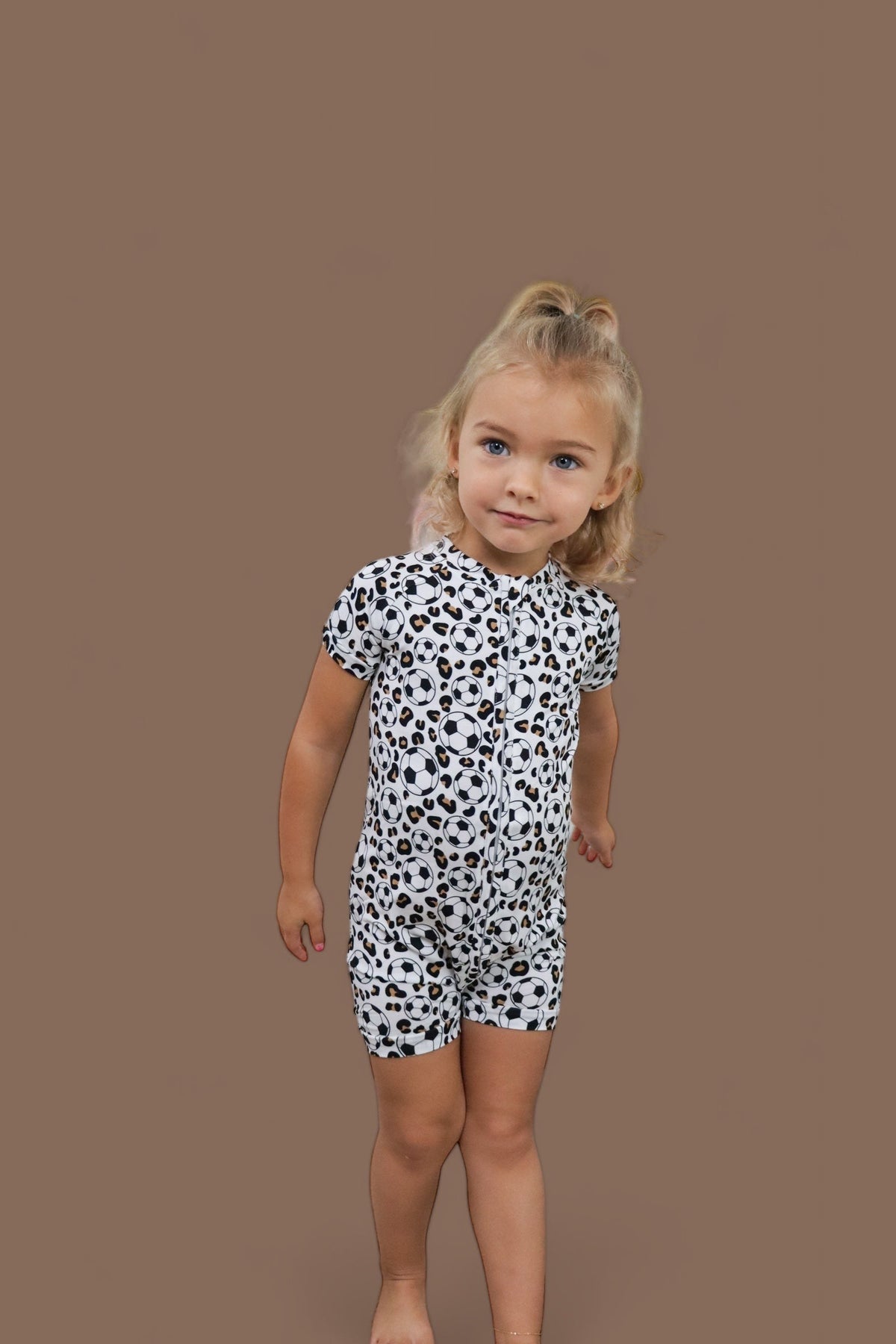 DREAM BIG LITTLE CO WILD GOALS DREAM SHORTIEEveretts Place