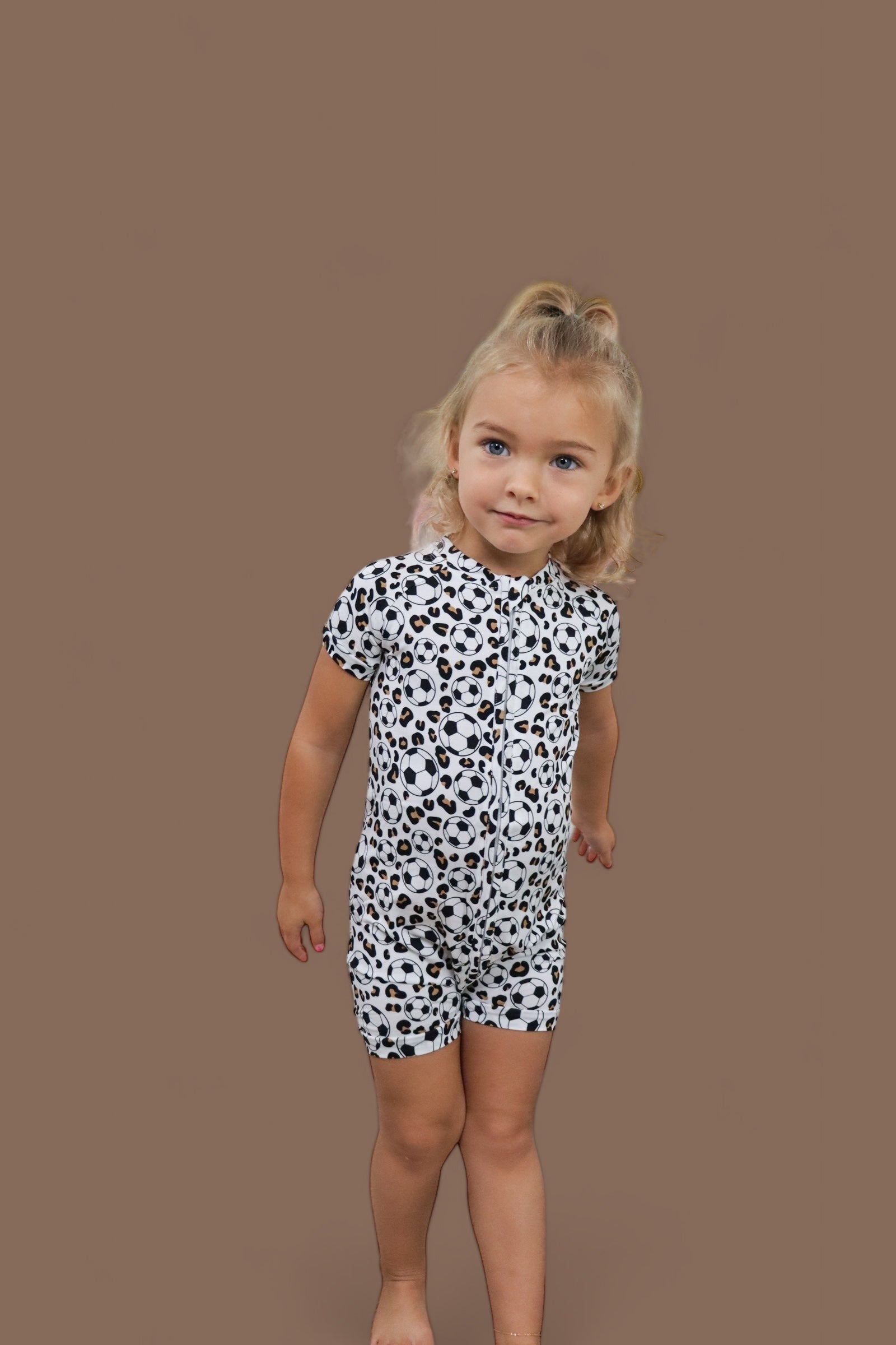 DREAM BIG LITTLE CO WILD GOALS DREAM SHORTIEEveretts Place