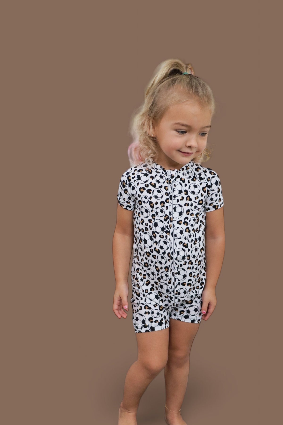 DREAM BIG LITTLE CO WILD GOALS DREAM SHORTIEEveretts Place