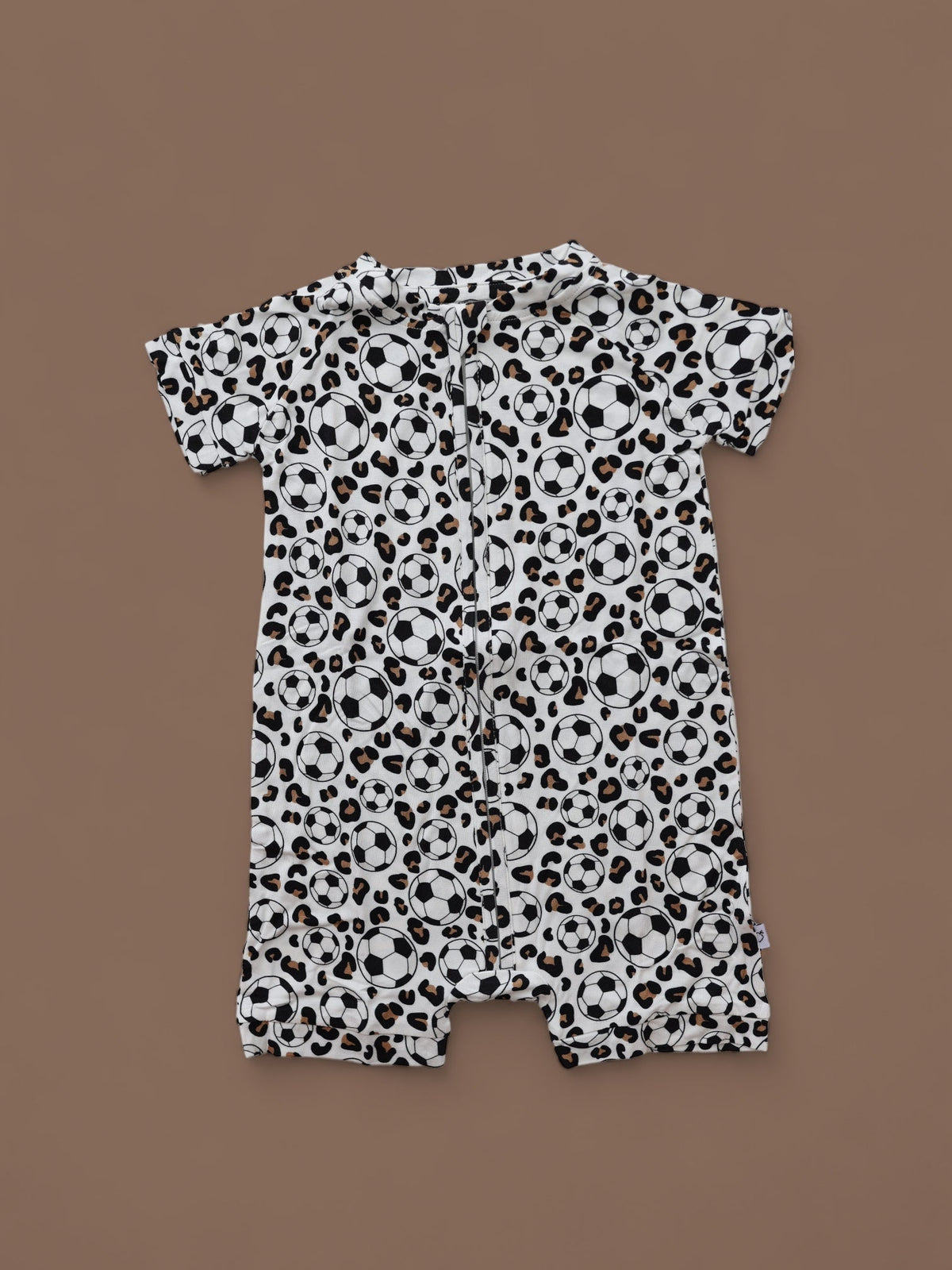 DREAM BIG LITTLE CO WILD GOALS DREAM SHORTIEEveretts Place
