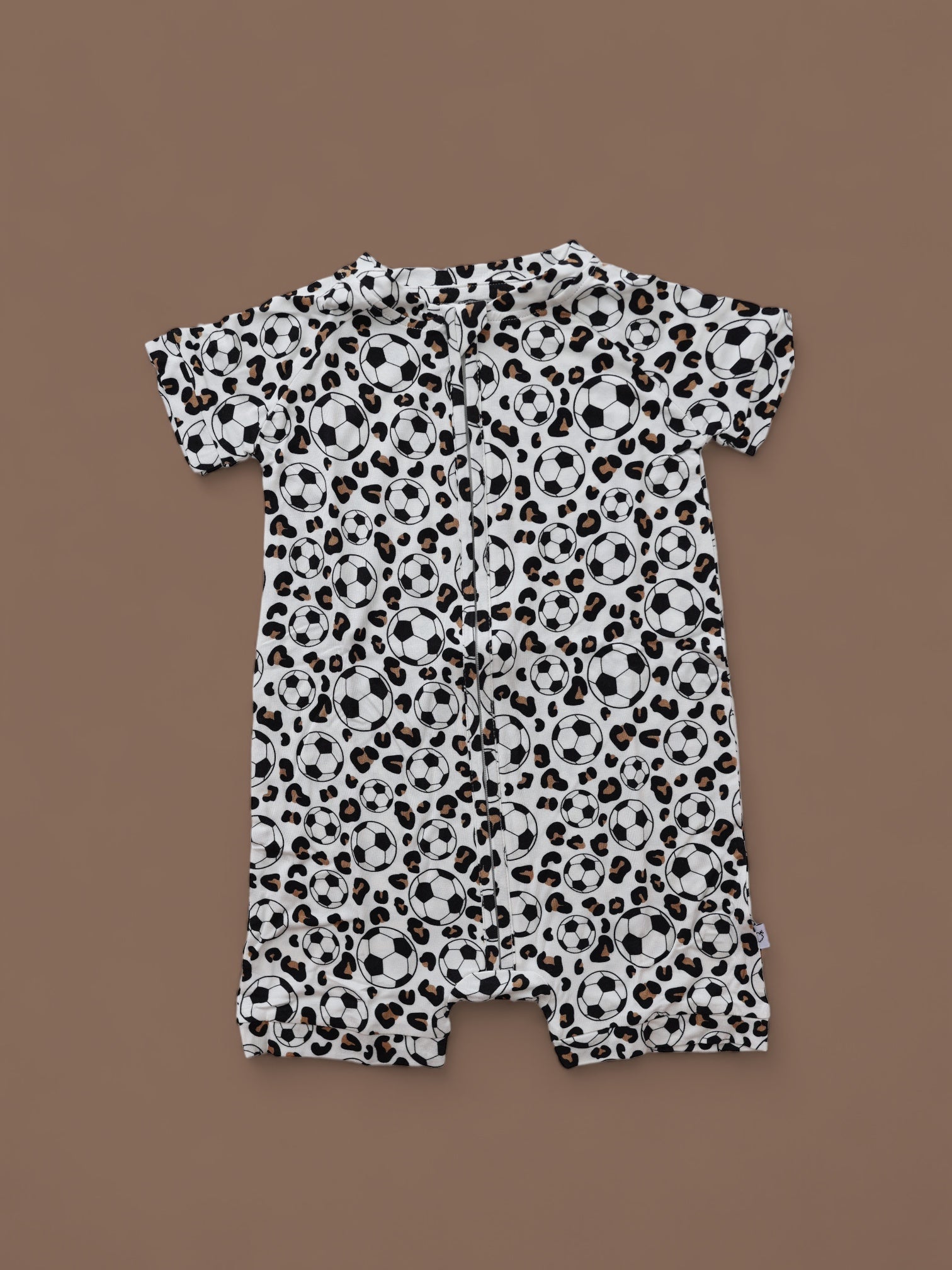 DREAM BIG LITTLE CO WILD GOALS DREAM SHORTIEEveretts Place