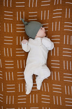 Mebie Baby Winter Green Organic Ribbed Newborn Knot Hat - 