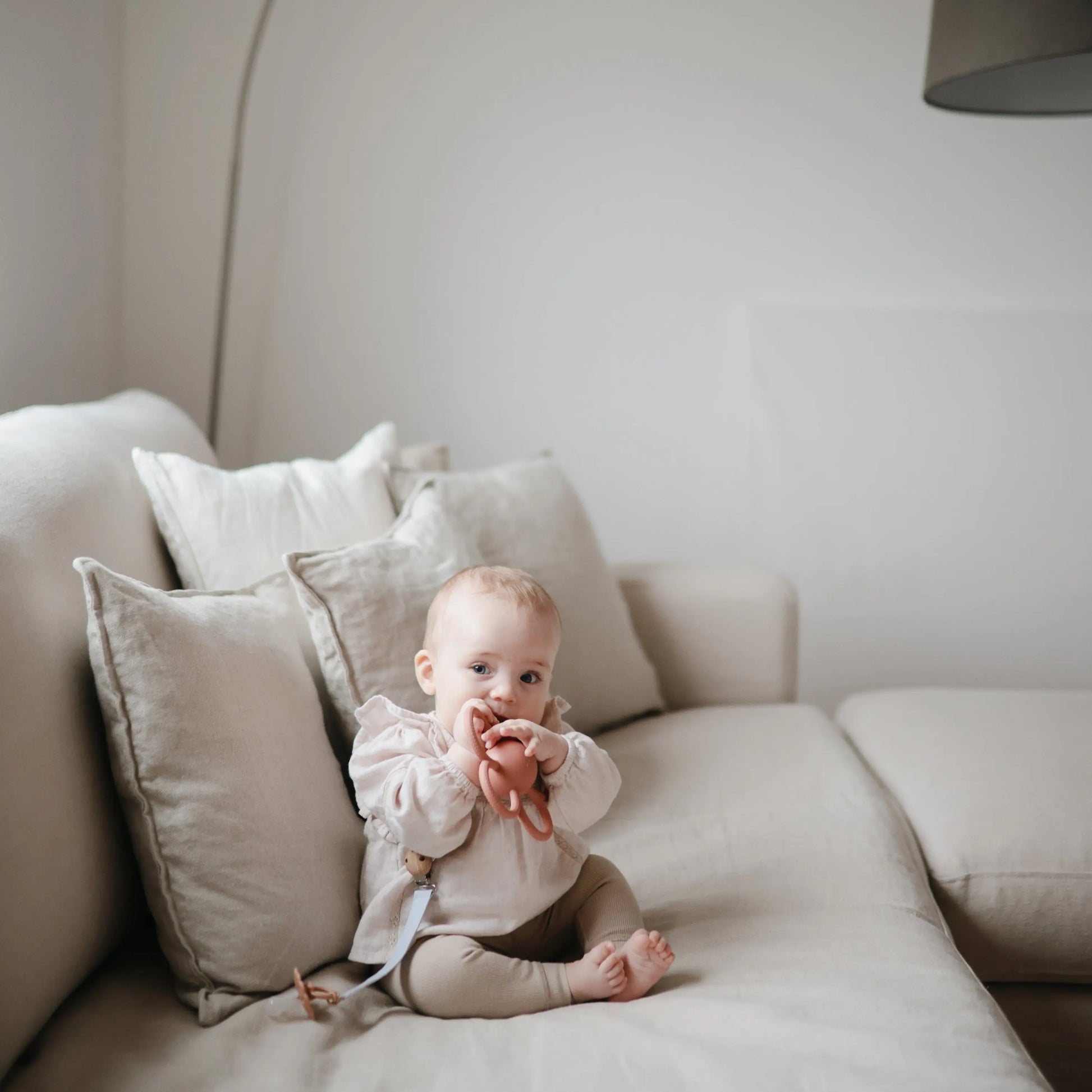 Linen Pacifier Clip Two Pack with Water Resistant Coating and Faux Wood Silicone Clasp Mushie