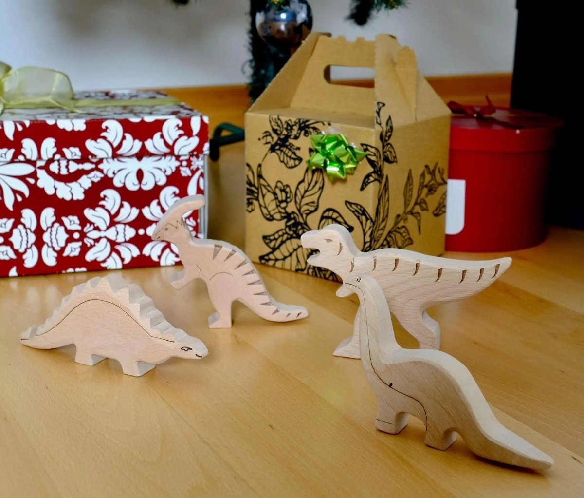 Kidodido Wooden Dinosaur Set 4 Piece Handcrafted Natural Wood Toys - Everetts Place Boutique - 